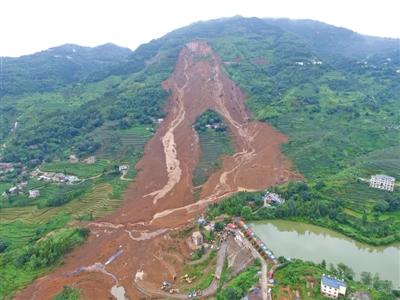 地质灾害易发区域,预警信息到户到人近日,包括贵州水城山体滑坡在内